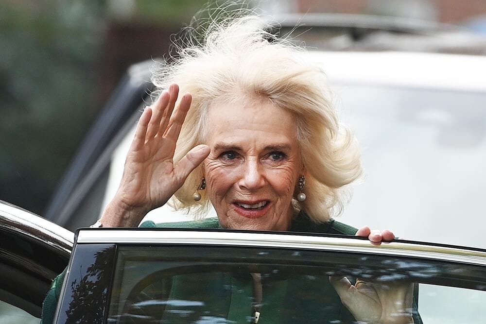 Daily Mail: Buckingham Sarayı, Kraliçe Camilla'yı aramaya karar verdi