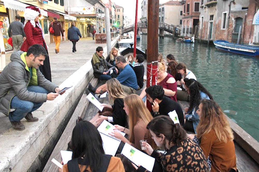 In Italy they proposed a fine for the English words KXan 36 Daily News