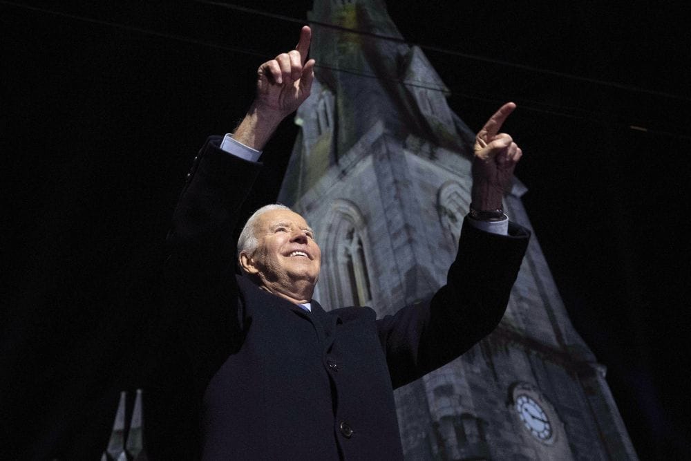 Politico: Americans questioned Biden's loyalty to US after Ireland visit - Reuters