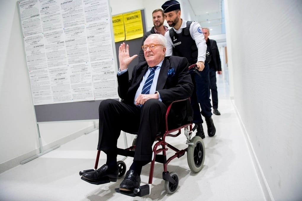 Marine Le Pen confided in the condition of her father, who ended up in the hospital