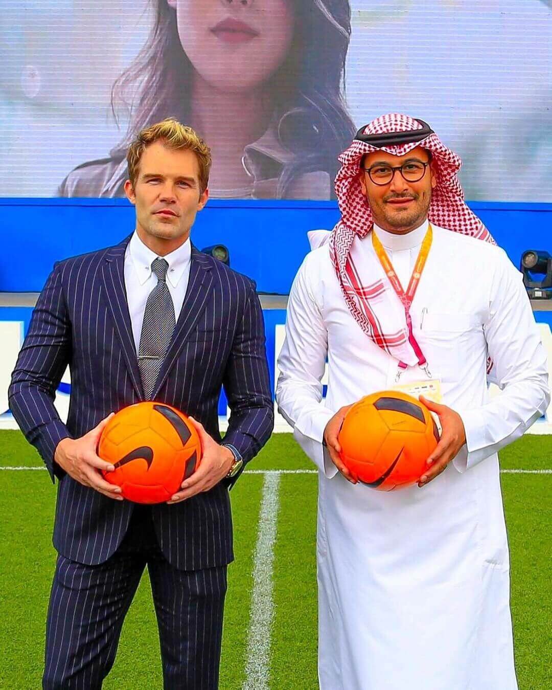 Keith Kirkwood (L) Hussain Hanbazazah(R), The Commissioner General of KSA Pavilion during the ‘Sport for Solar’ Event at Expo 2020 Dubai