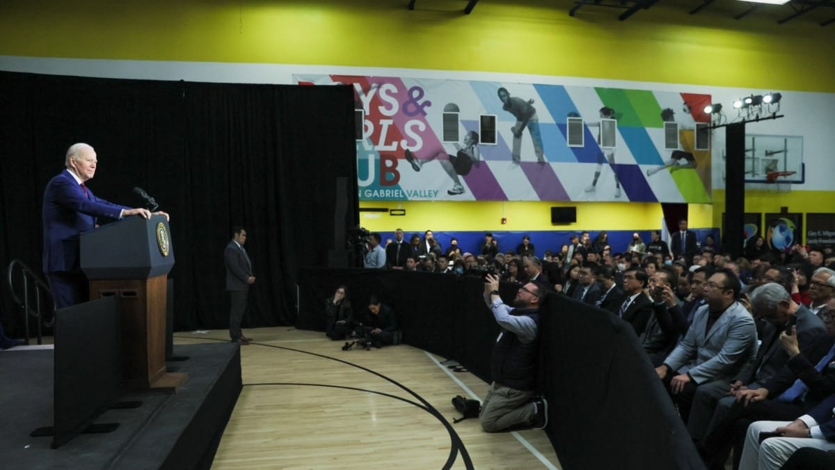 Biden announced tougher controls on gun buyers