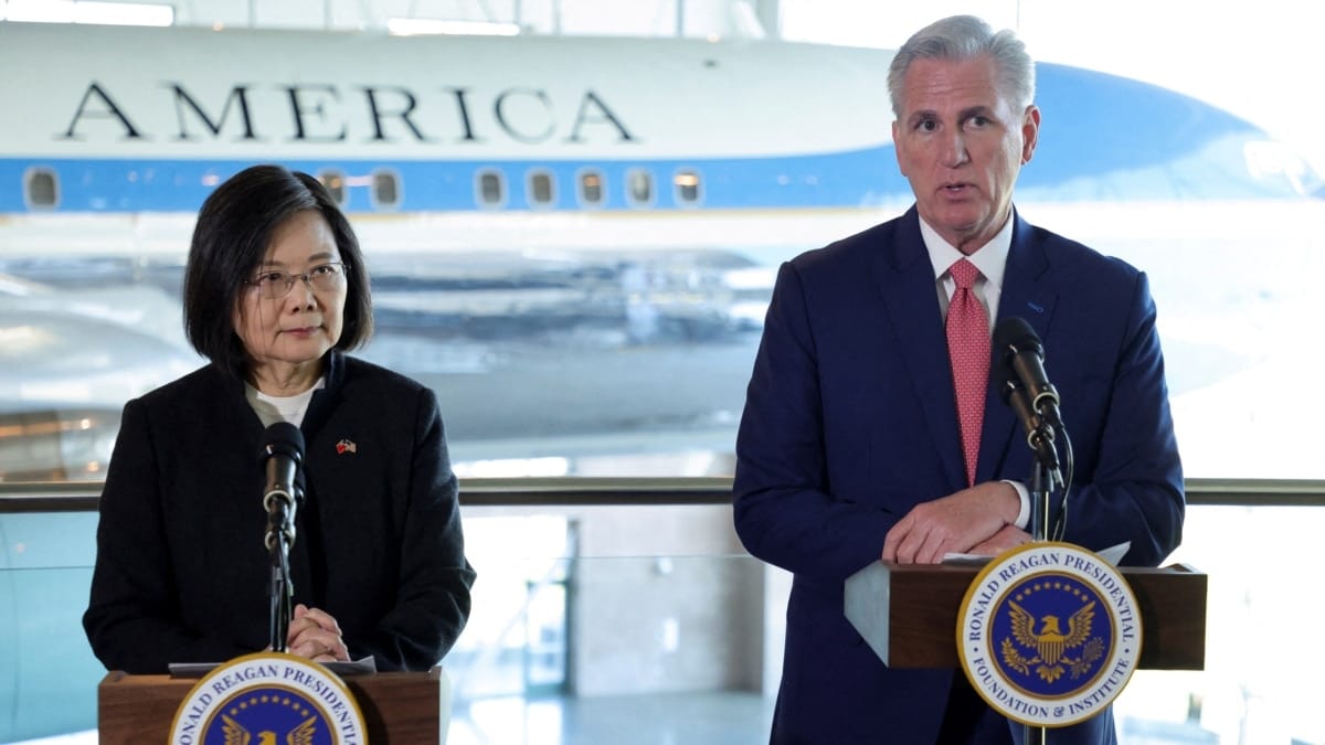 Speaker of the House of Representatives backs expedited arms transfer to Taiwan