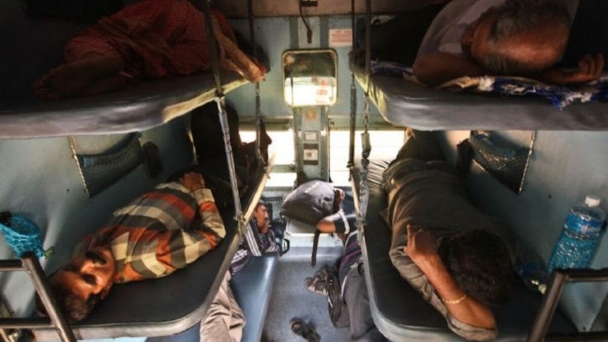 sleeping rules in irctc