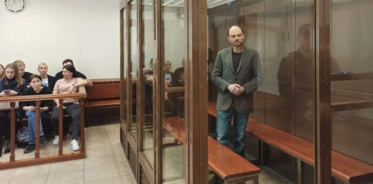 Opponent Kara-Murza** sentenced to 25 years in prison