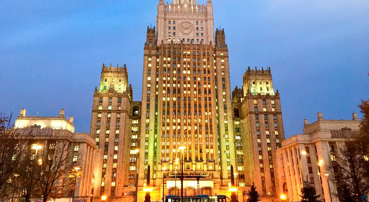 It is no coincidence that Russia warns Chisinau and Bucharest