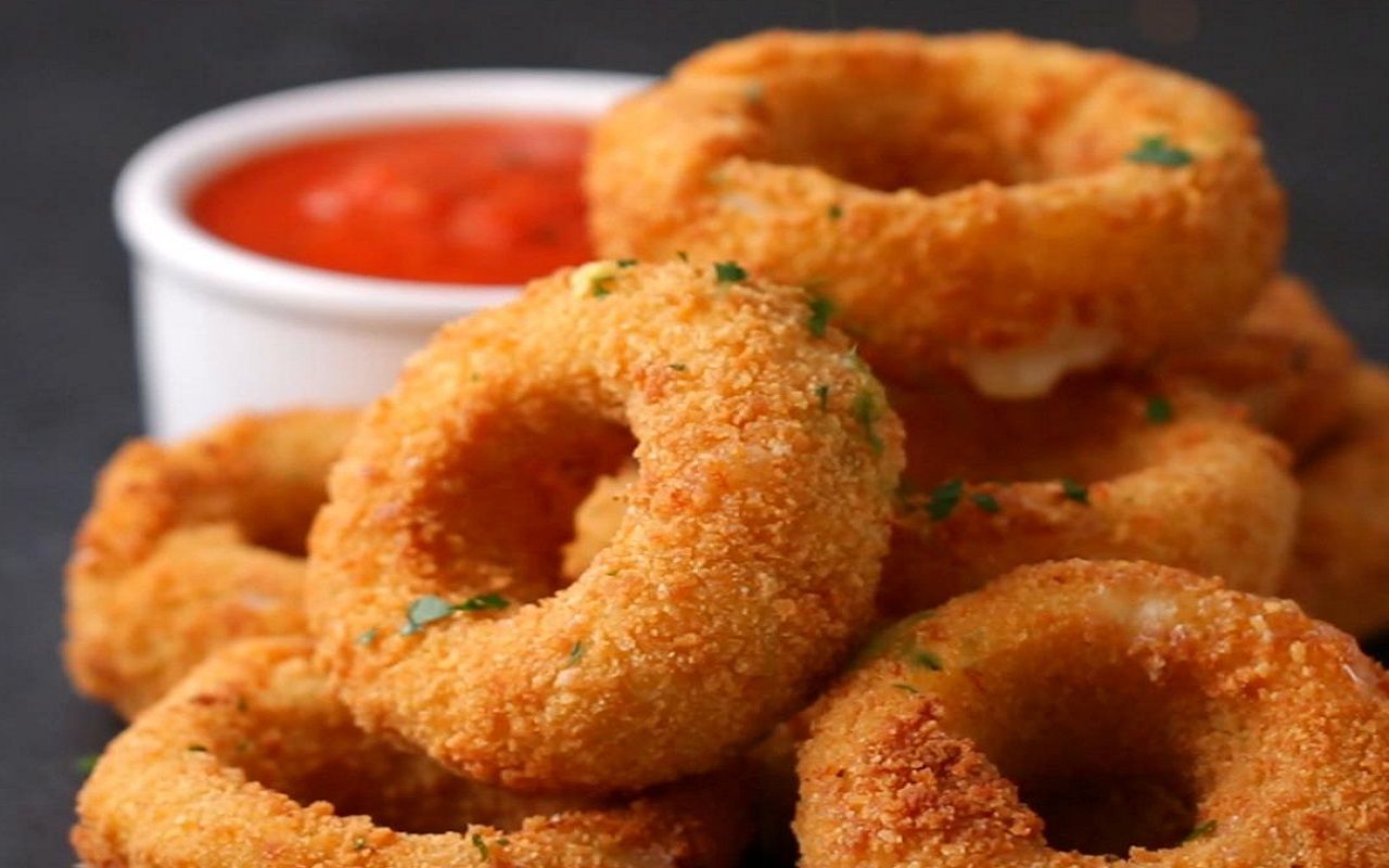 Snacks Recipe: You can enjoy onion rings with tea, it is also easy to make