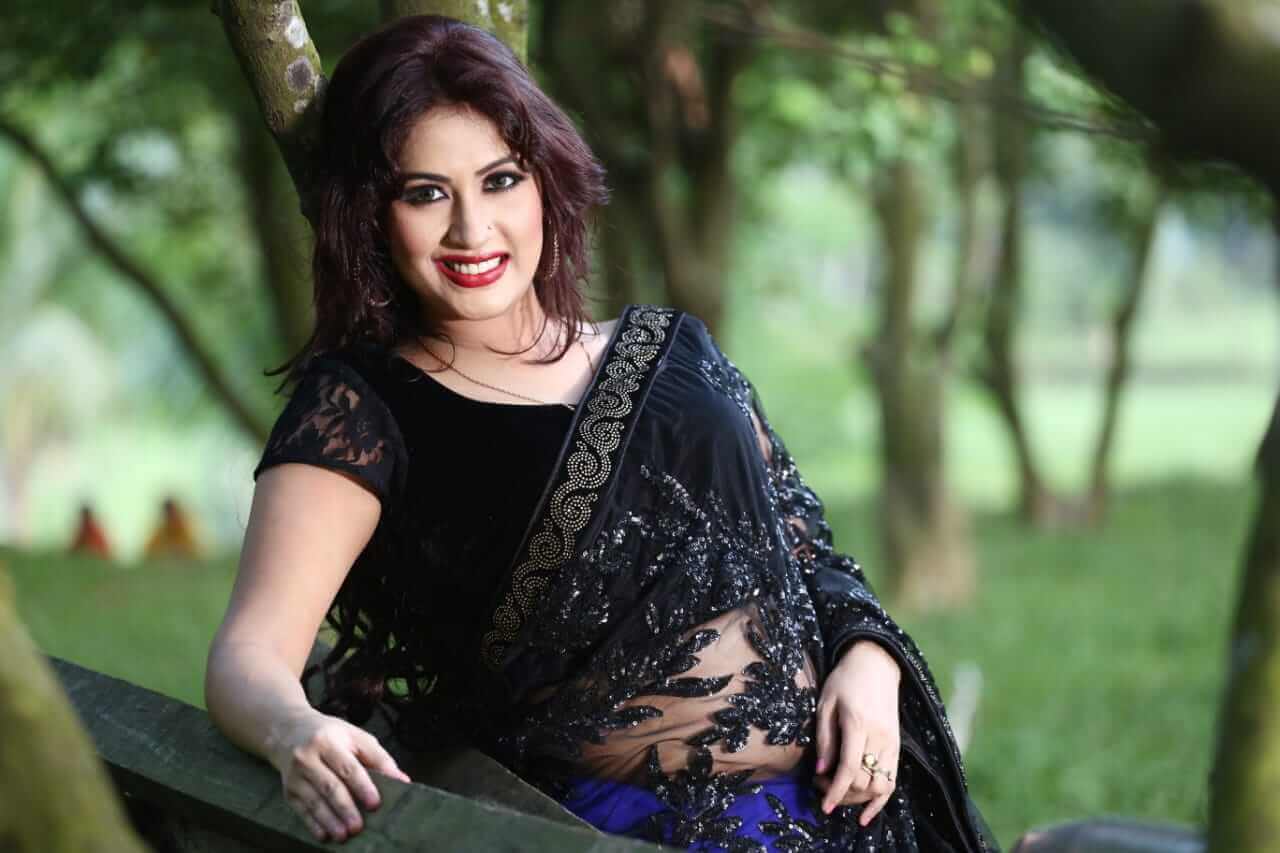 Bangladeshi cine star Sabrina Sultana Keya’s glamorous two decades