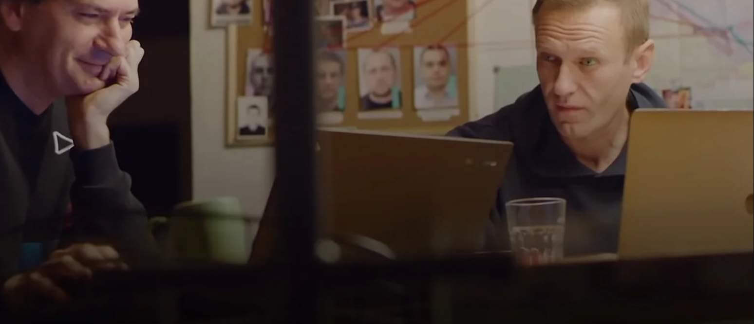 Navalny* spoke of "torture by Putin" in the colony