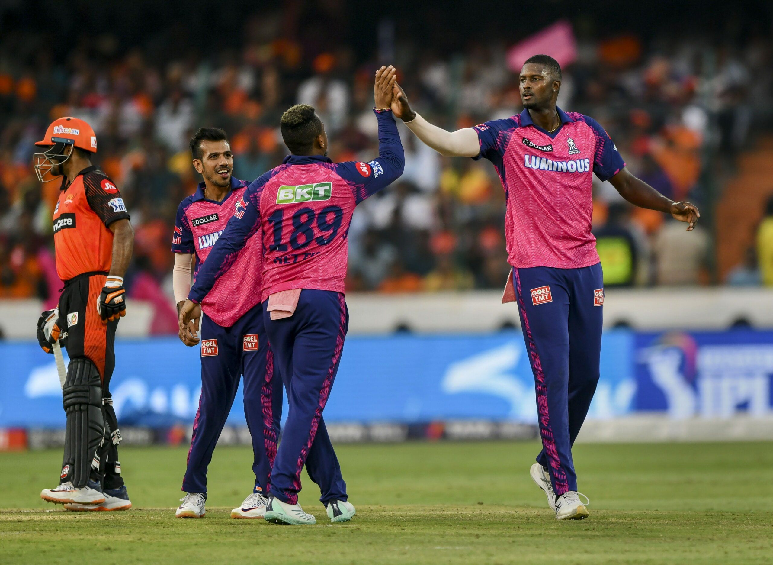 IPL : राजस्थान रॉयल्स ने सनराइजर्स हैदराबाद को 72 रन से हराया IPL: Rajasthan Royals beat Sunrisers Hyderabad by 72 runs