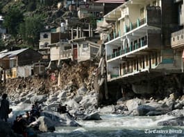 Pakistan: The floods cause enormous damage to infrastructure in the Swat region, killing at least 1,265 people
