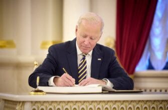'Biden is a war criminal, that's clear': Political scientist Nikulin on US stocks