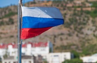 Senator Kosachev urged to create conditions for the return of Russians who left the country