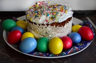 Church singer Isaeva explained why Easter cakes and eggs became symbols of Easter