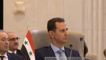 Assad took off his headset during Zelensky's speech at an Arab League meeting
