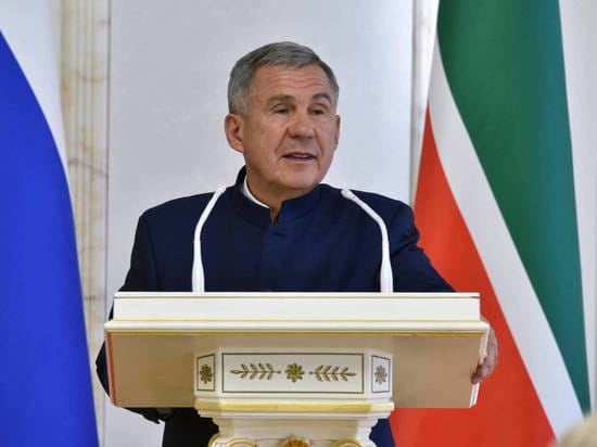"We are proud and appreciate you": Minnikhanov congratulated the women of Tatarstan on March 8