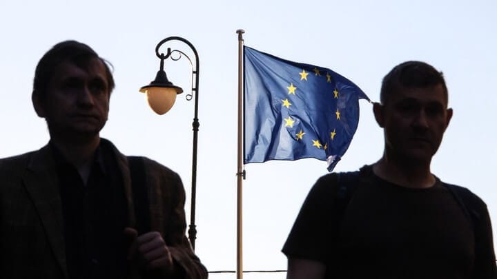 EU urges Georgia to respect sanctions against Russia