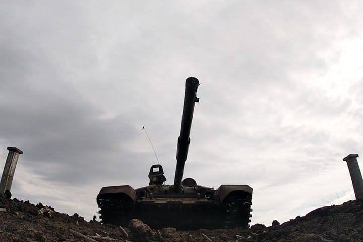 Servicemen of the Russian forces in the NVO zone use Armata tanks to attack the positions of the Ukrainian armed forces