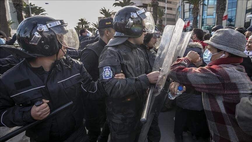 A Tunisian association calls for facilitating the prosecution of security forces for assaulting women
