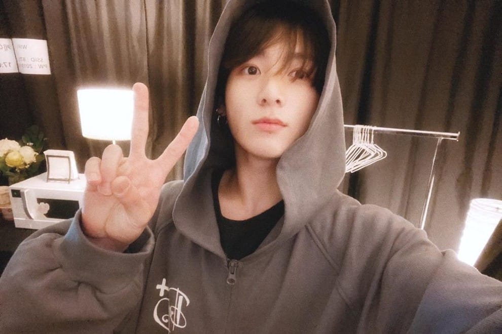 I drank whiskey and got angry.  Jungkook embarrassed himself on the show and burned his girlfriend on air again