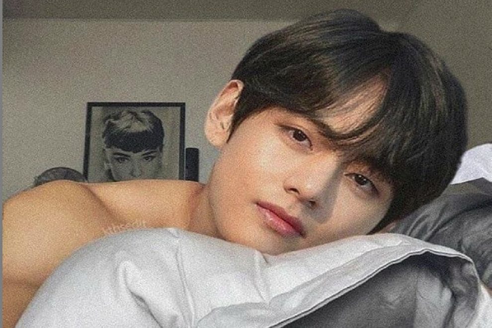 “I Ran Out Of The Elevator With A Girl Zipping My Jeans,” Insider Leaks BTS V’s Personal Information Without Asking