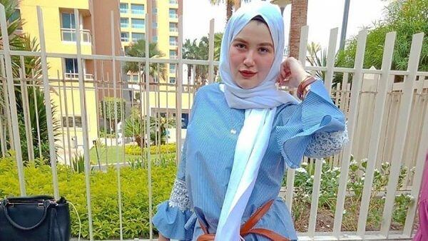 Professor of sociology: Man is an animal imitated by nature ... Accounting Haneen Hosam is necessary to be a lesson