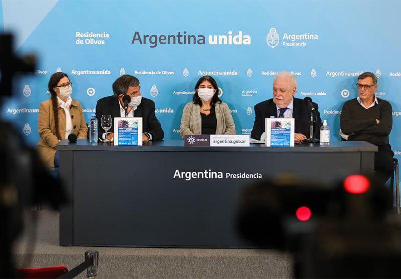 Argentinian President Gines Gonzalez Garcia in a press conference