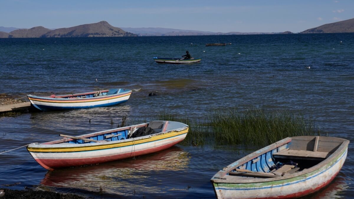 the largest lakes in the world are losing water


