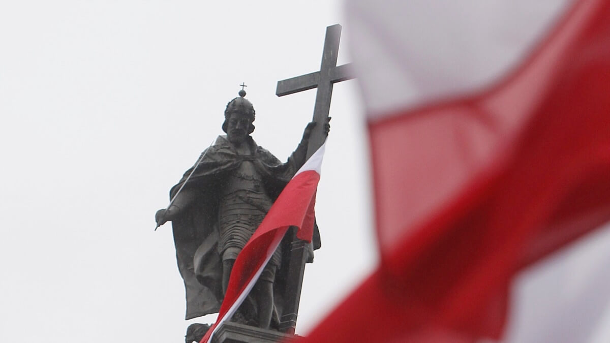 Poland will close its border for the transport of goods from Belarus and Russia

