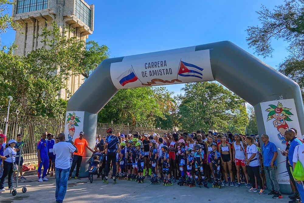 In Havana, about 1,000 people participated in the Russian-Cuban friendship marathon Fox News

