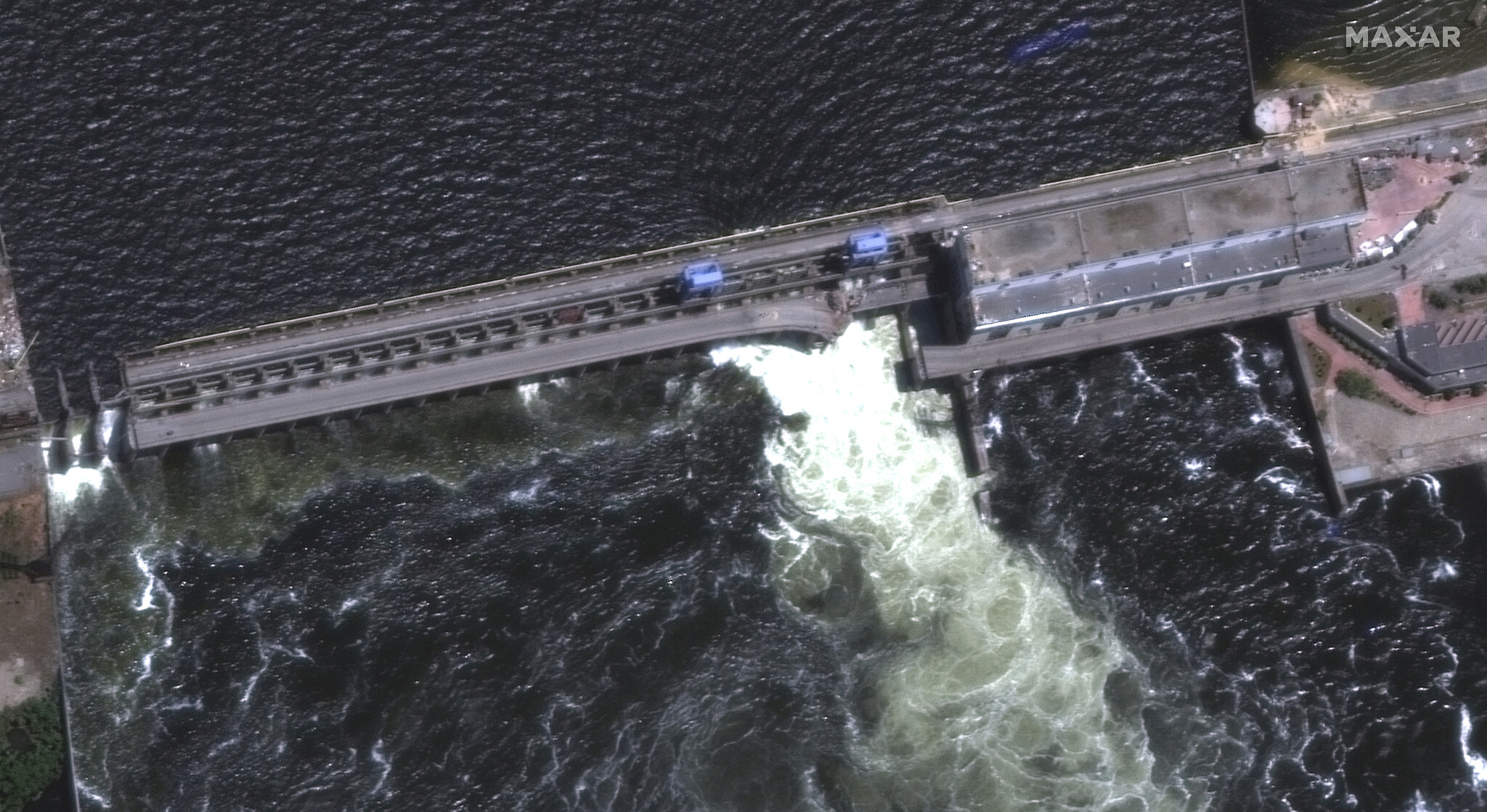 Massive Dam at Kakhovka Hydroelectric Plant Destroyed, Russia and Ukraine Trade Blame