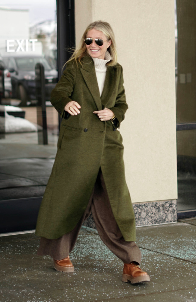 Gwyneth Paltrow's ski trial 'is solid gold for theatre'