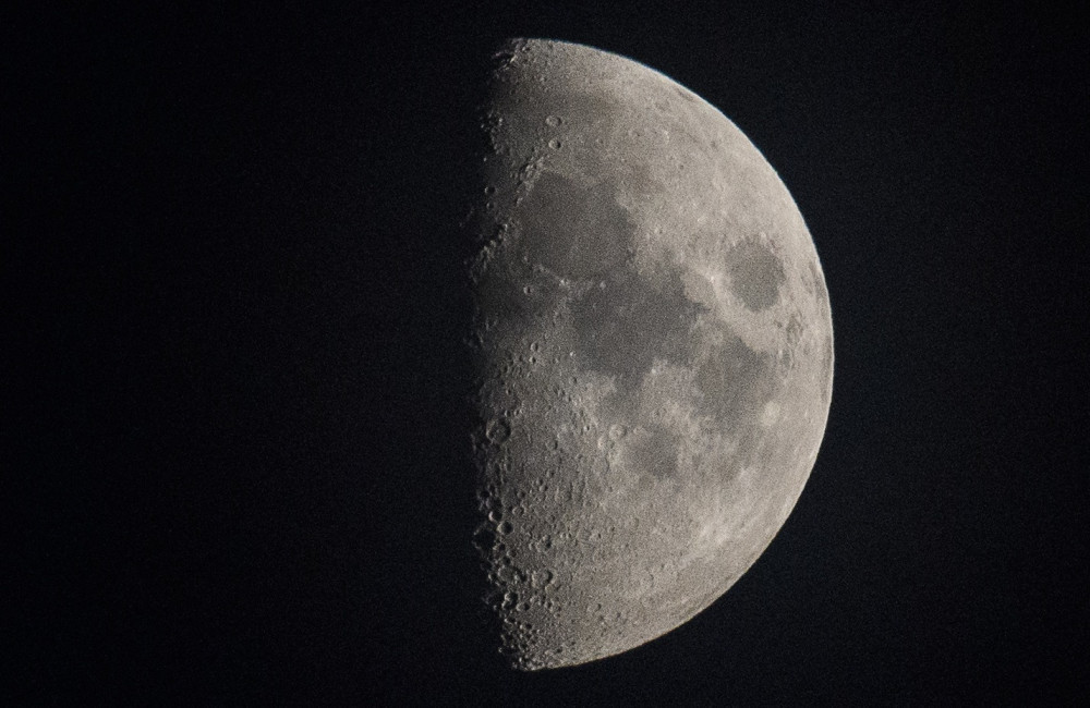 Scientists call for new era on Moon to reflect human influence